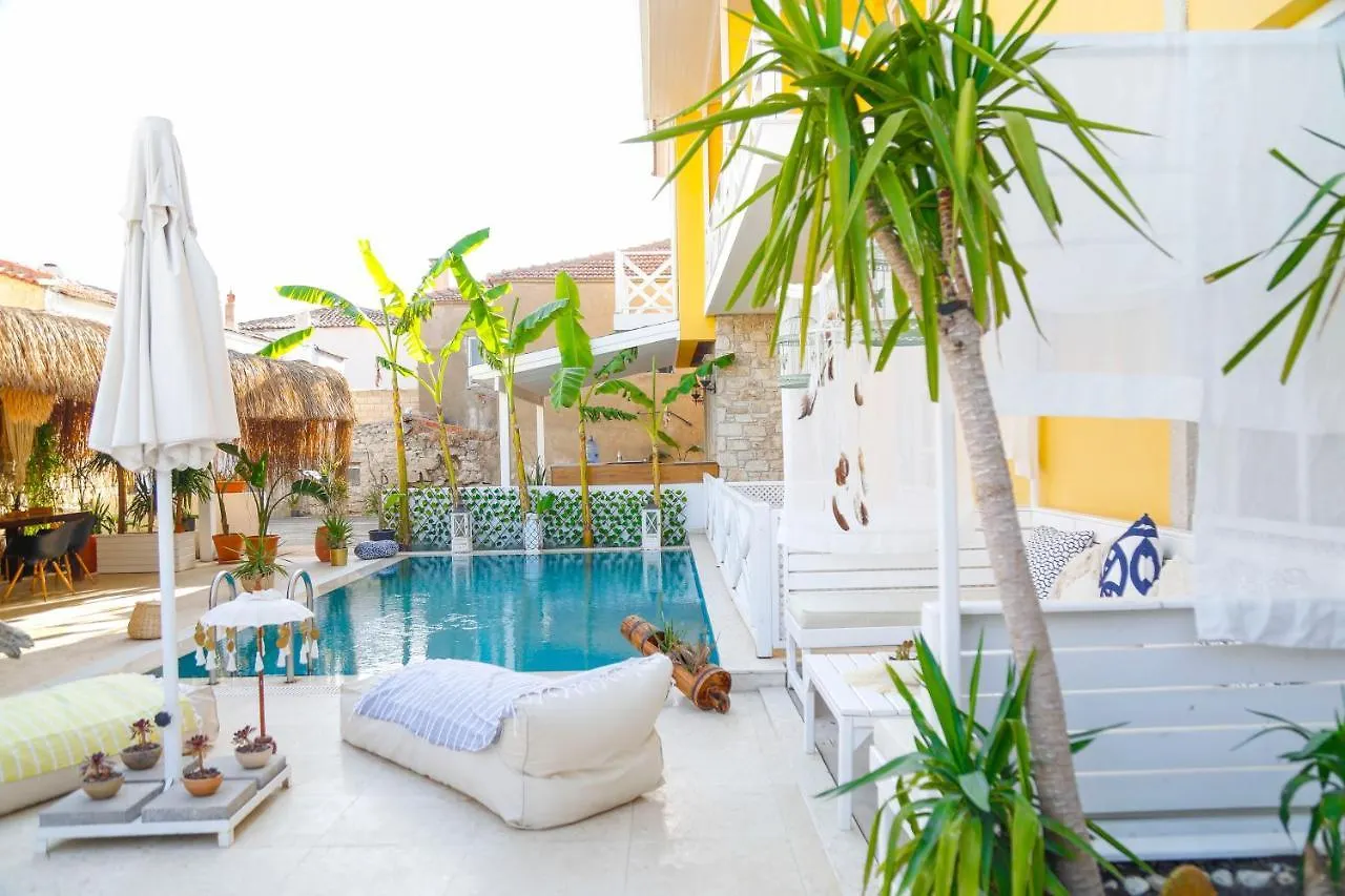 Hotel Adacan Butik Otel Izmir